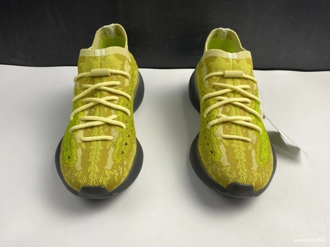 YEEZY HYLTE ADIDAS BOOST FZ4990 380 GLOW 0708